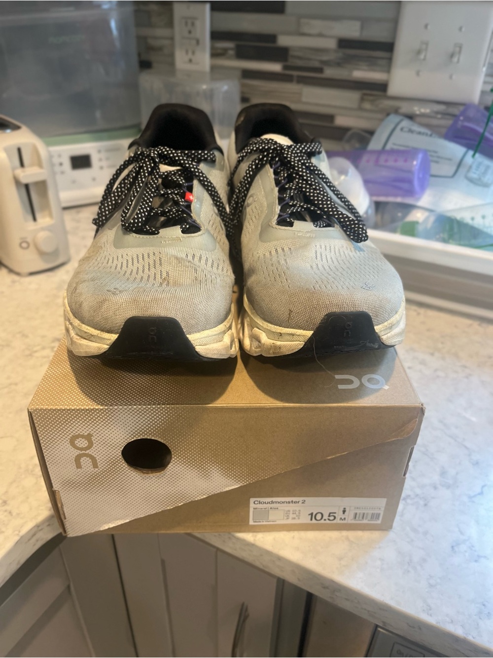 On Running Cloudmonster 2 Running Shoes Size Men’s 10 1/2 Mineral Aloe Color - Picture 4 of 17